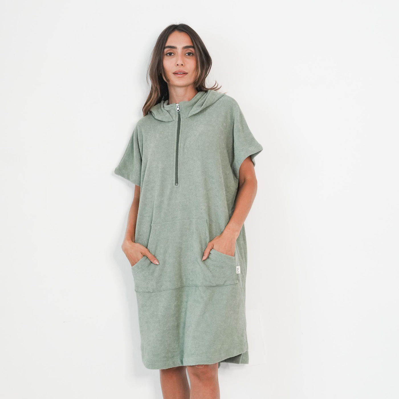 ZIPPERS PONCHO UNISEX